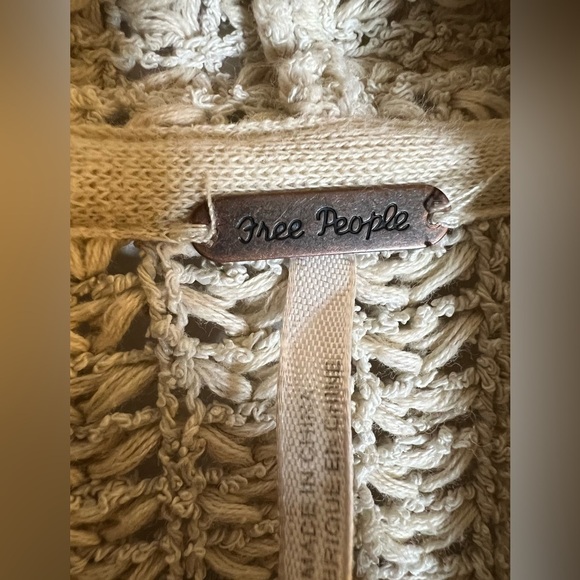 Free People cream open knit boho fringe open sweater cardigan sz S western - Picture 5 of 10